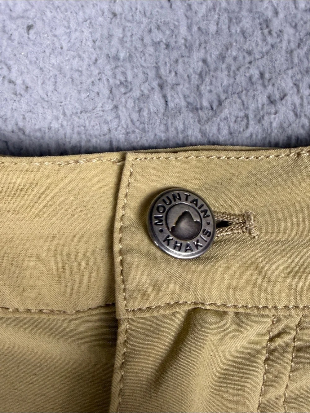 Mountain Khakis Hiking Shorts Men's 31 Light Beige Flat-Front Stretch 10” Inseam